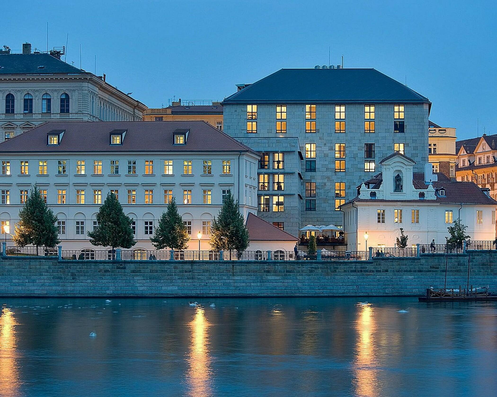 Four Seasons Hotel Praga Exterior foto